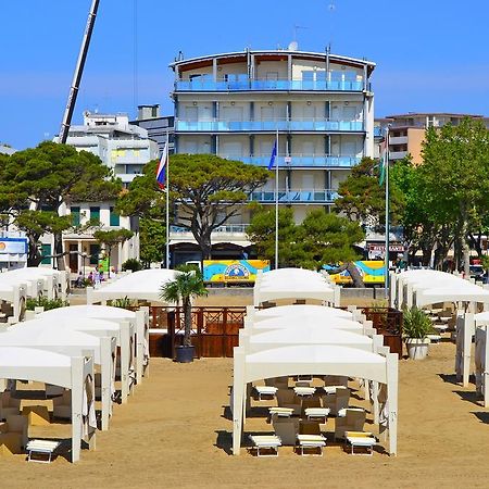 Sunbeach Apartments Lignano Sabbiadoro Exterior photo